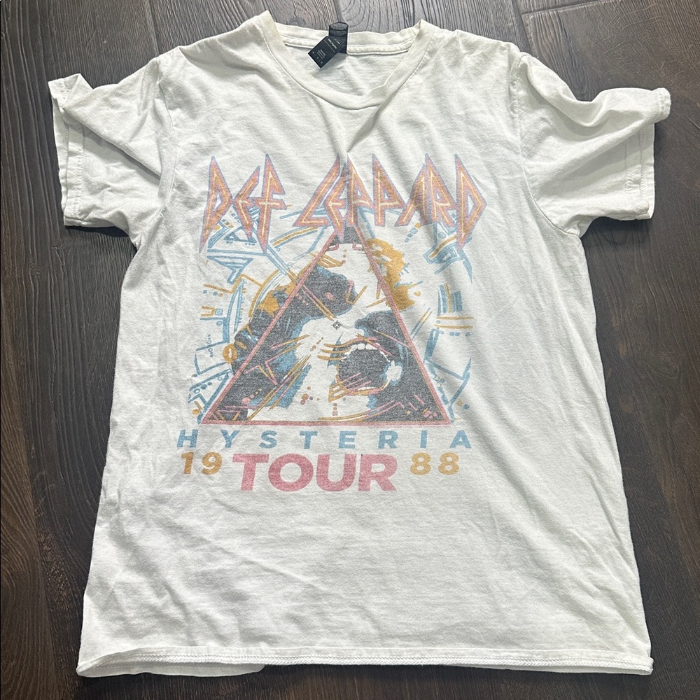 Def Leppard Hysteria Tour 88 Graphic T-Shirt
